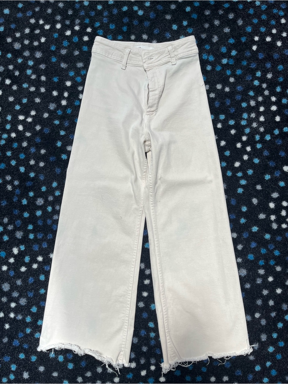 Beige Wide-Leg Women's Jeans - Clean High-Rise Style